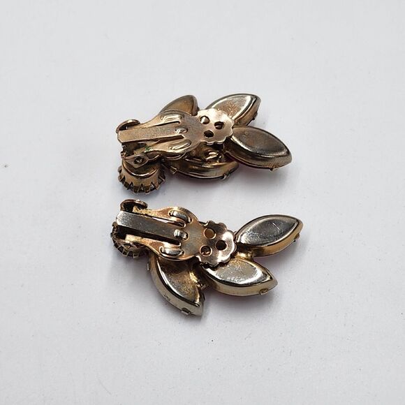 Vintage Red AB Borealis Rhinestone Climber Prong Set Gold Tone Clip On Earrings - Picture 4 of 5